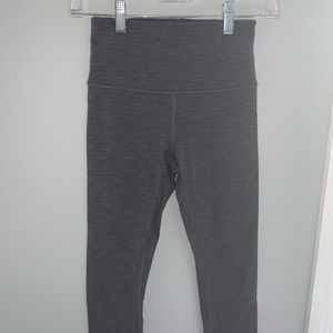 Lululemon Cropped Hereingbone Leggings